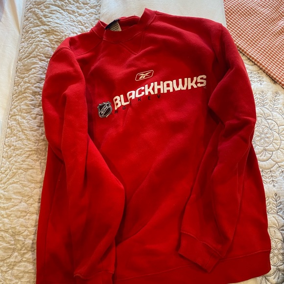 Chicago Blackhawks Sweatshirt - Picture 2 of 4